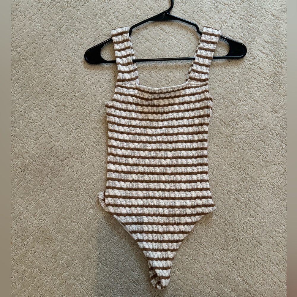 Show me your mumu striped body suit size small